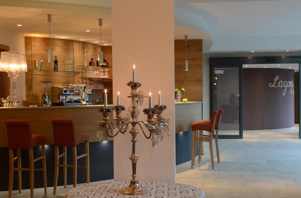 Hotel Ambassador Levico Terme Eksteriør bilde