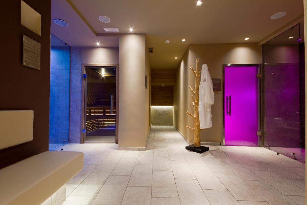 Hotel Ambassador Levico Terme Eksteriør bilde