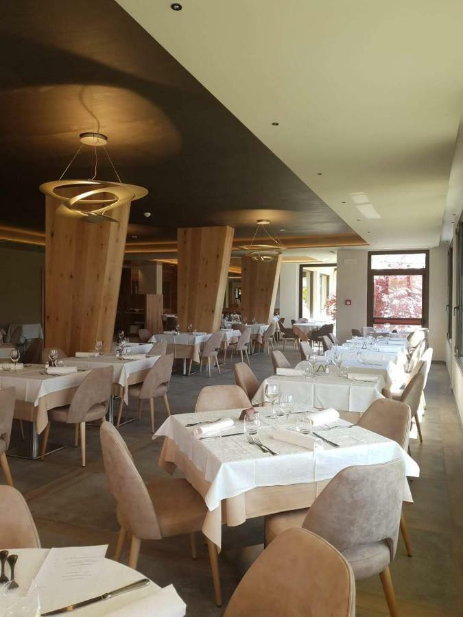 Hotel Ambassador Levico Terme Eksteriør bilde